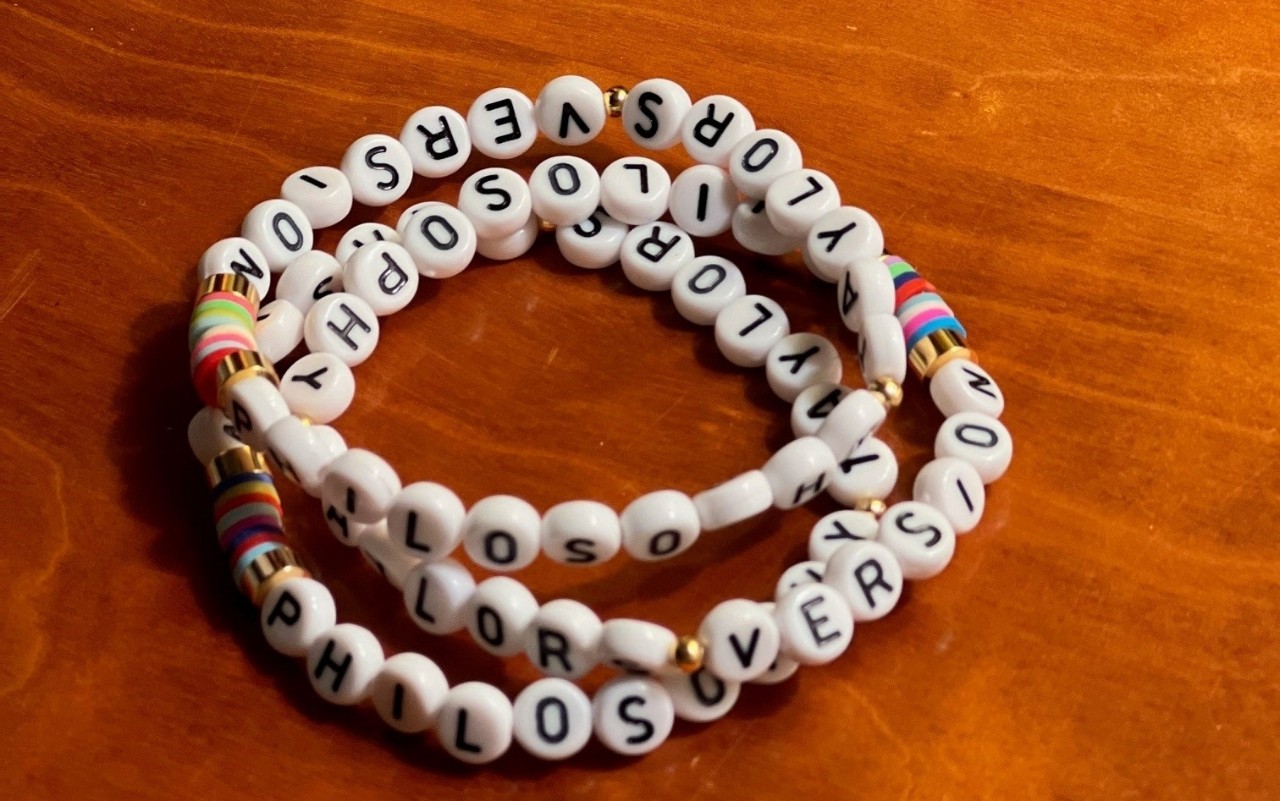 beaded bracelets for Taylor Swift course